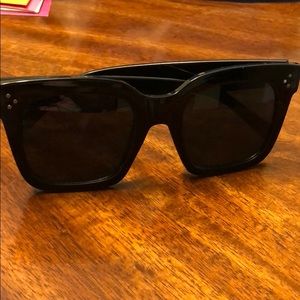 Black Sunnies